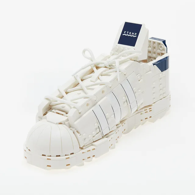LEGO 10282-2 Footshop x Adidas Originals Superstar 'Blueprinting' Bundle