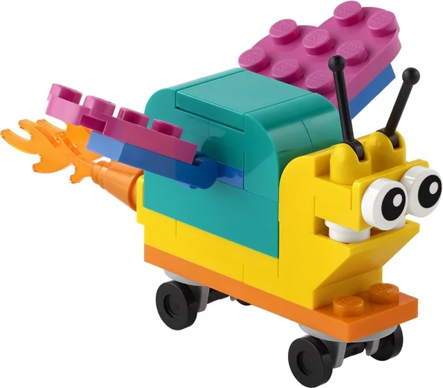 LEGO 30563-1 Build Your Own Snail With Superpowers