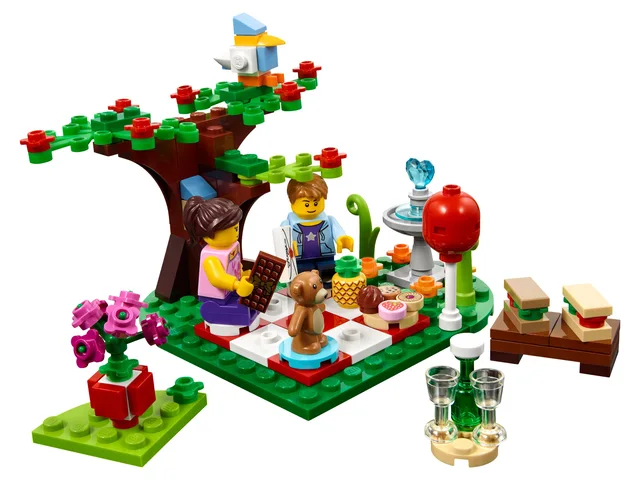 LEGO 40236-1 Romantic Valentine Picnic