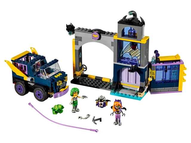 LEGO 41237-1 Batgirl Secret Bunker