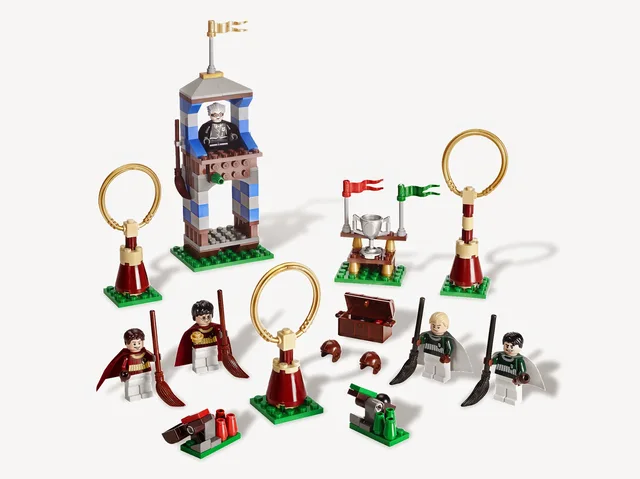 LEGO 4737-1 Quidditch Match
