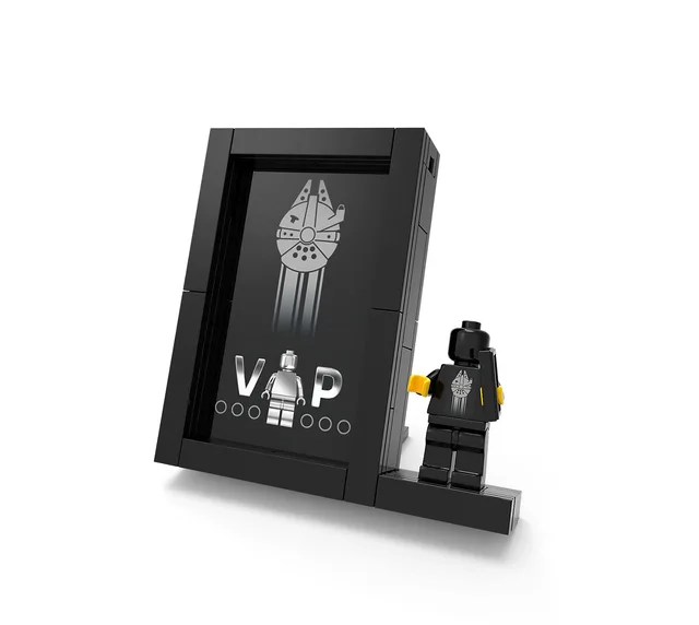 LEGO 5005747-1 Black VIP Frame (Card Display)