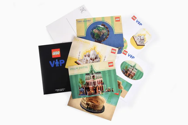 LEGO 5007520-1 Travel Postcard and Sticker Set