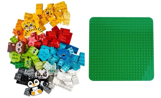 LEGO 5010909-1 Creative Animals with Building Plate Bundle