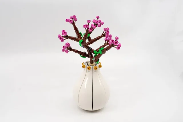 LEGO 6317939-1 Peach Flower Vase