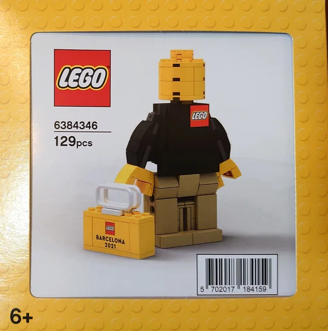 LEGO 6384346-1 Barcelona Brand Store Opening Associate Figure