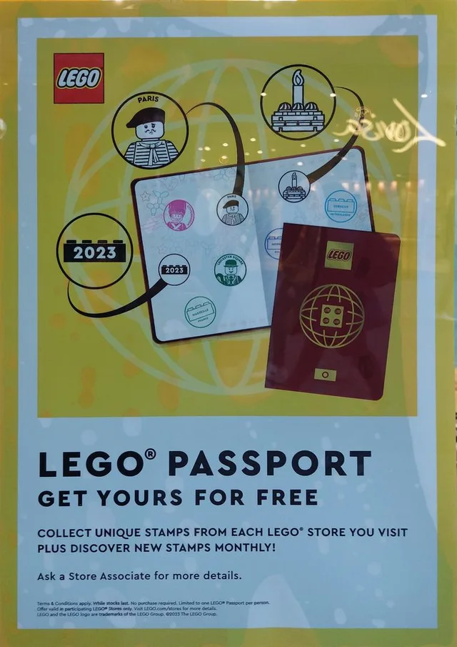 LEGO 6419976-1 Passport