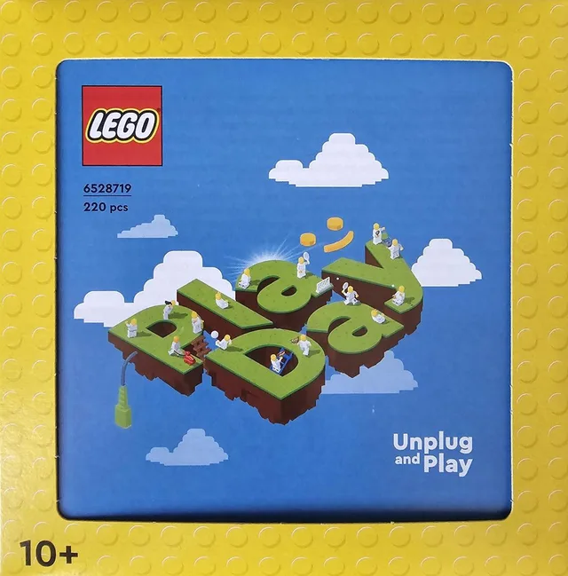 LEGO 6528719-1 Unplug and Play: 2024 Playday set