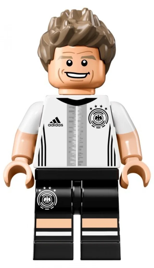 LEGO 71014-9 Thomas Müller (13)