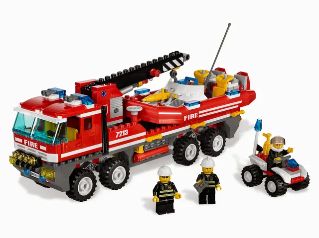 LEGO 7213-1 Off-Road Fire Truck & Fireboat