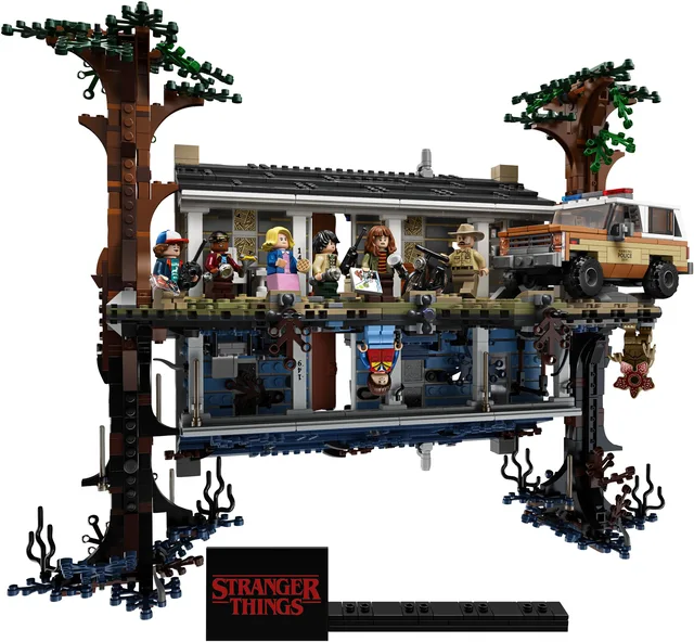 LEGO 75810-1 The Upside Down