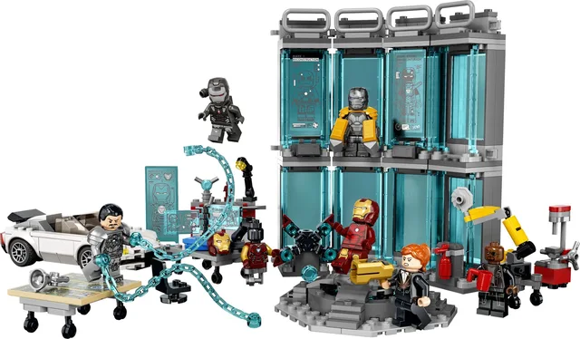 LEGO 76216-1 Iron Man Armory