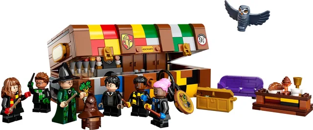 LEGO 76399-1 Hogwarts Magical Trunk