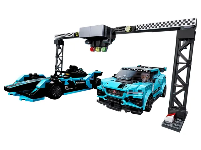 LEGO 76898-1 Formula E Panasonic Jaguar Racing GEN2 car & Jaguar I-PACE eTROPHY