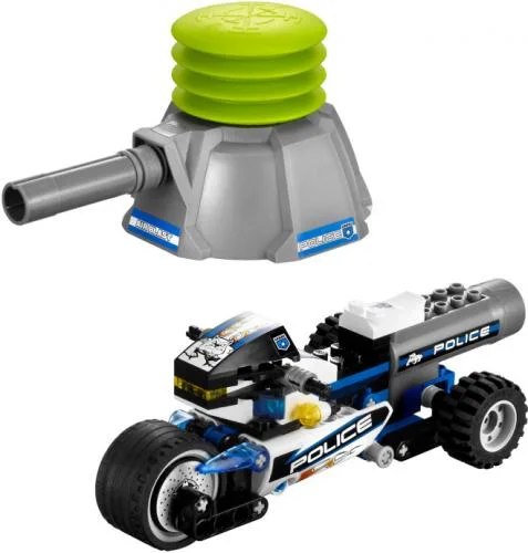 LEGO 8221-1 Storming Enforcer