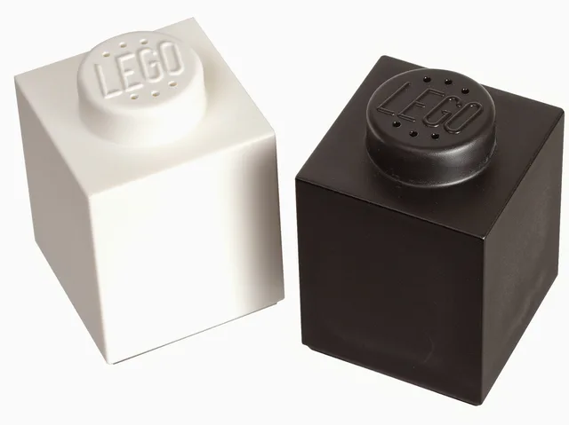 LEGO 850705-1 Salt and Pepper Set