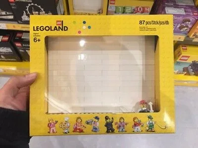 LEGO 852666-1 Brick Wall Photo Display