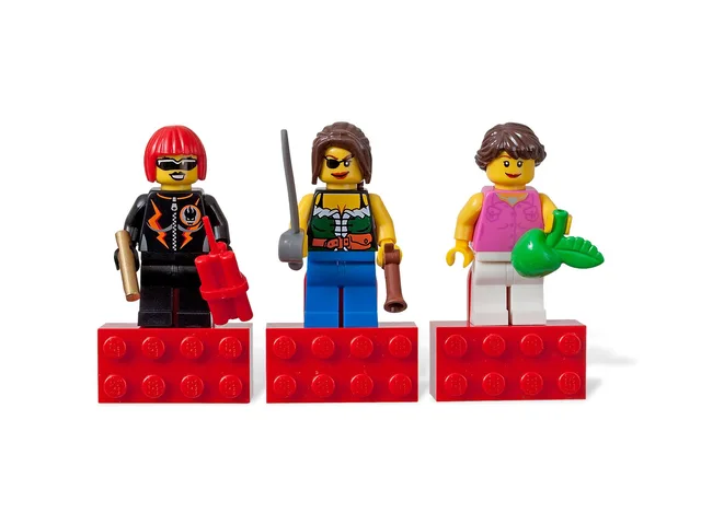 LEGO 852948-1 Female Minifigure Magnet Set