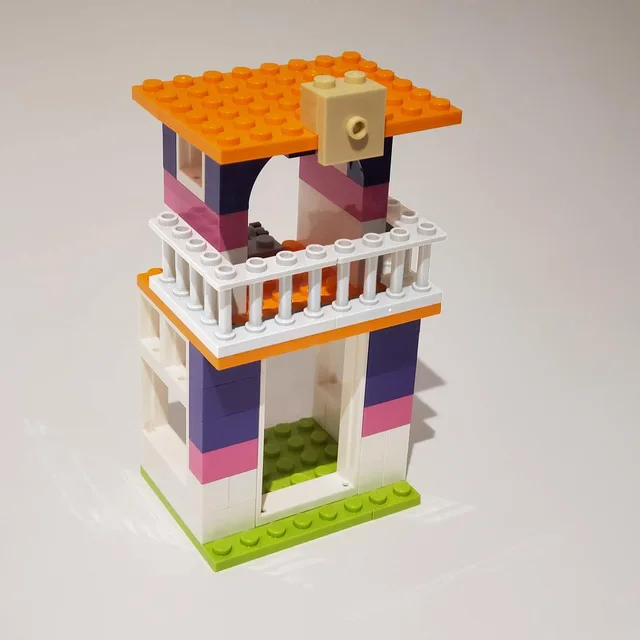 LEGO CLUBHOUSE-2 Clubhouse