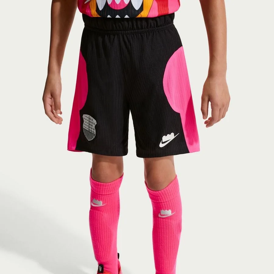 LEGO IO3126010-1 Nike x LEGO Collection Big Kids' Aero-FIT Shorts - Black/Hyper Pink