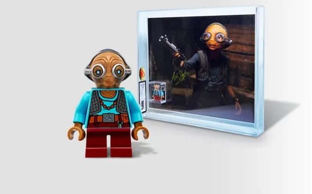 LEGO MAZKANATA-1 Signed Maz Kanata minifigure